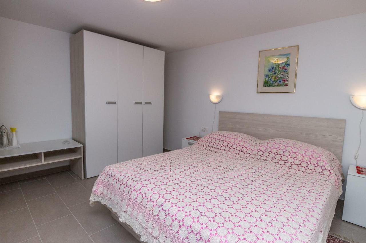 Apartment Nada Medveja Laurana Esterno foto